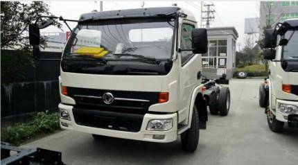 Dongfeng Concrete Batch Truck , 4m3 Capacity Mobile Cement Mixer Trucks