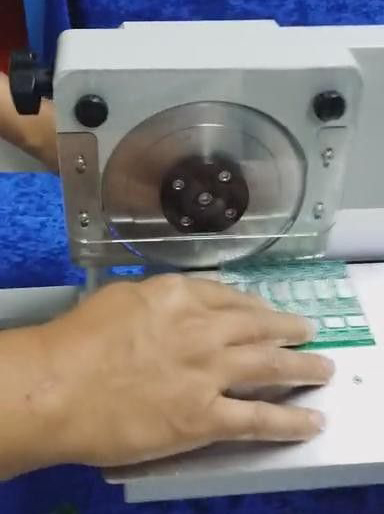 High Speed LCD Program Control PCB Separator Machine For electronics