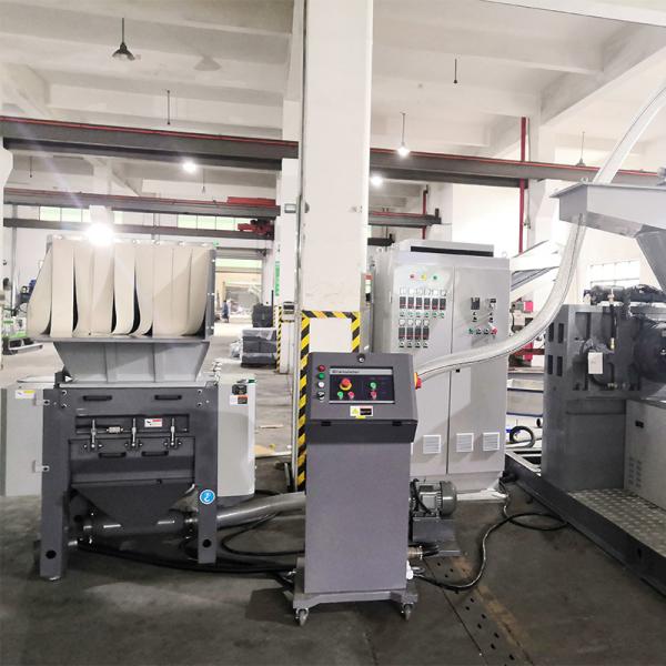 Automatic Plastic Recycling Equipment Output 130-150kg/H With Power 37-45kw