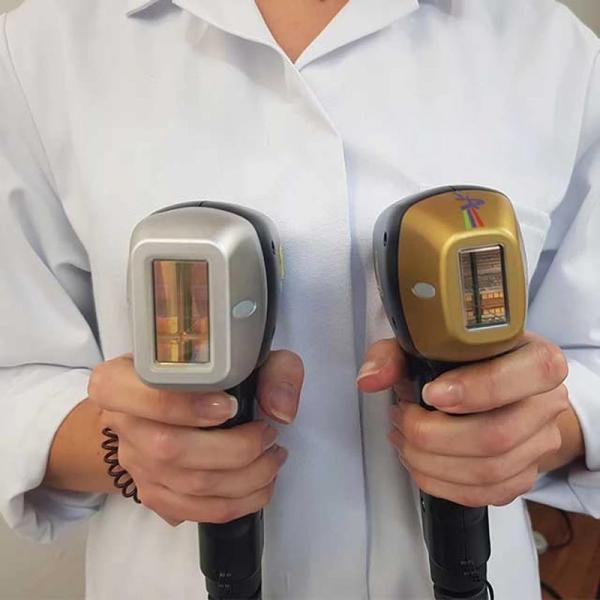 Máquina da remoção do cabelo do diodo do titânio do gelo do laser do diodo de Alma Professional 808mn