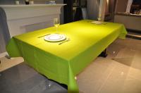 Forma retangular das toalhas de mesa de papel descartáveis do partido 1.37x1.83m