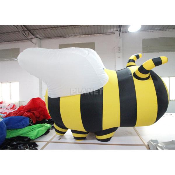 Желтый мультфильм пчелы 210D Оксфорда раздувной для упорок дисплея выставки