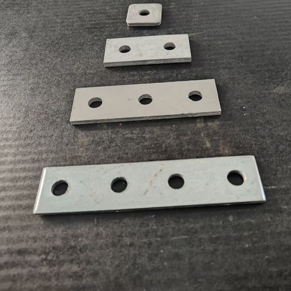 Steel Strut Channel Accessories Strut Channel Fitting 1/2/3/4 Hole Flat Straight Custom