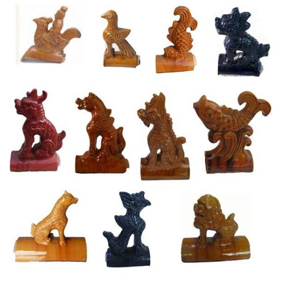 Черепицы желтого виска украшения крыши китайского керамические