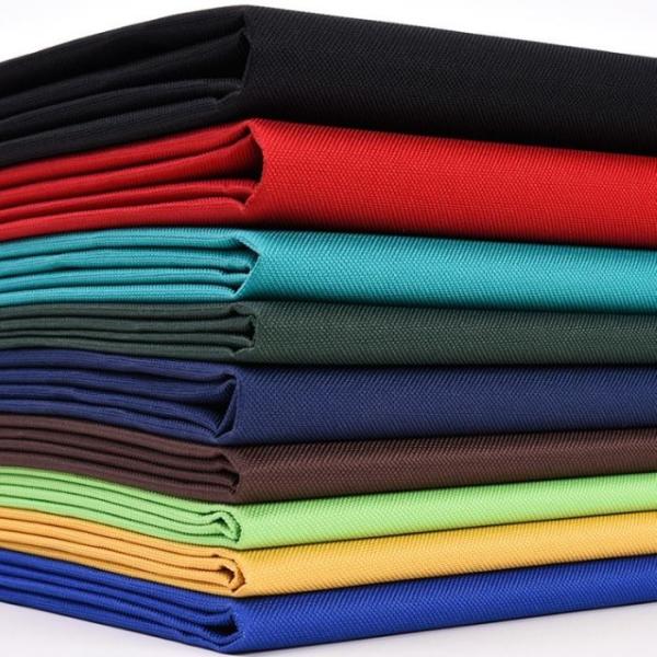 Colored 100% Polyester Oxford Fabric 300D PVC Coating Wind Proof Matte Glossy Finish