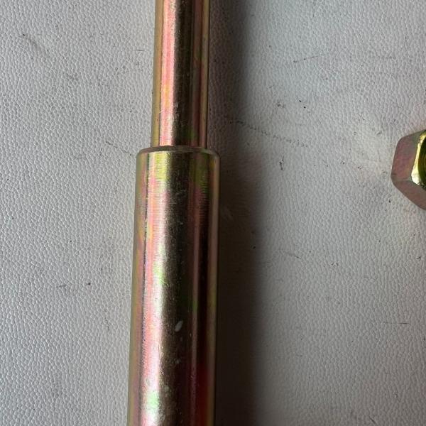 King Long Kingwin Yutong Bus Shock Absorber Mounting Bolt 42CrMo 5-2000Hz Cold Headed Bus Spares