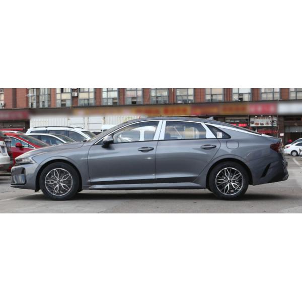 Места двери 5 автомобиля 4 бензина версии моды Kia K5 2021 270T CVVD средние