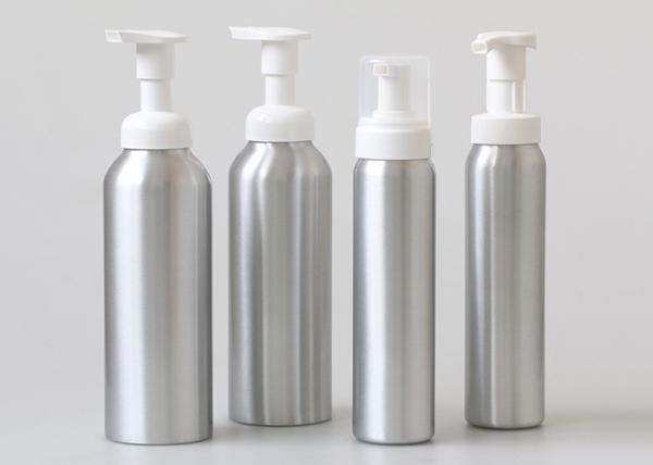 A bomba de alumínio da espuma cosmética engarrafa tamanho da cor da prata de 300ml 500ml o grande