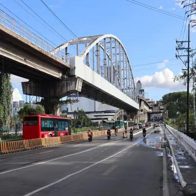 OEM Prefab Steel Girder Bridge Highly Load Bearing Steel Bridge Construction