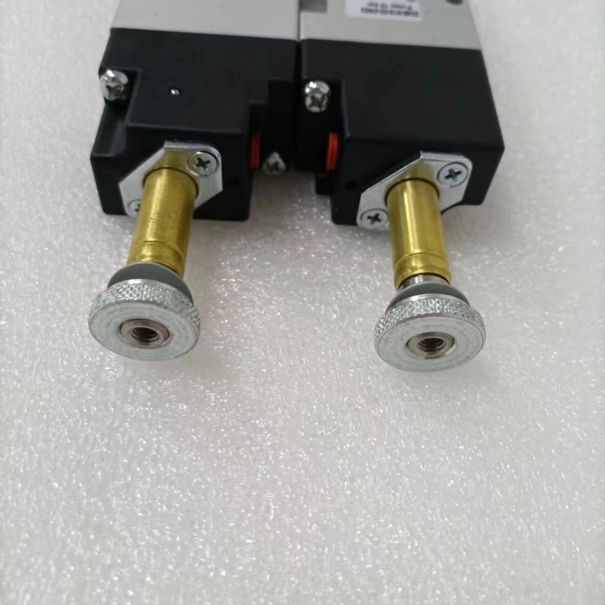 Camozzi Double Head Air Valve New Condition for Sanyi Zhonglian Pump Truck Air Valve