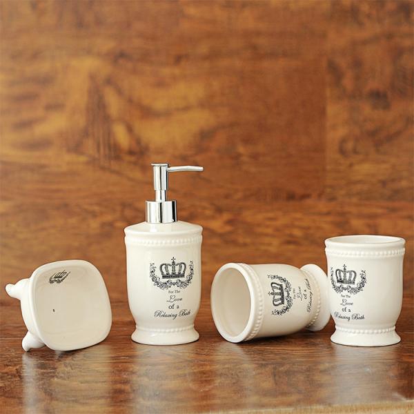Round 4 Piece Ceramic Bathroom Set White Glazed For Home Hotel
