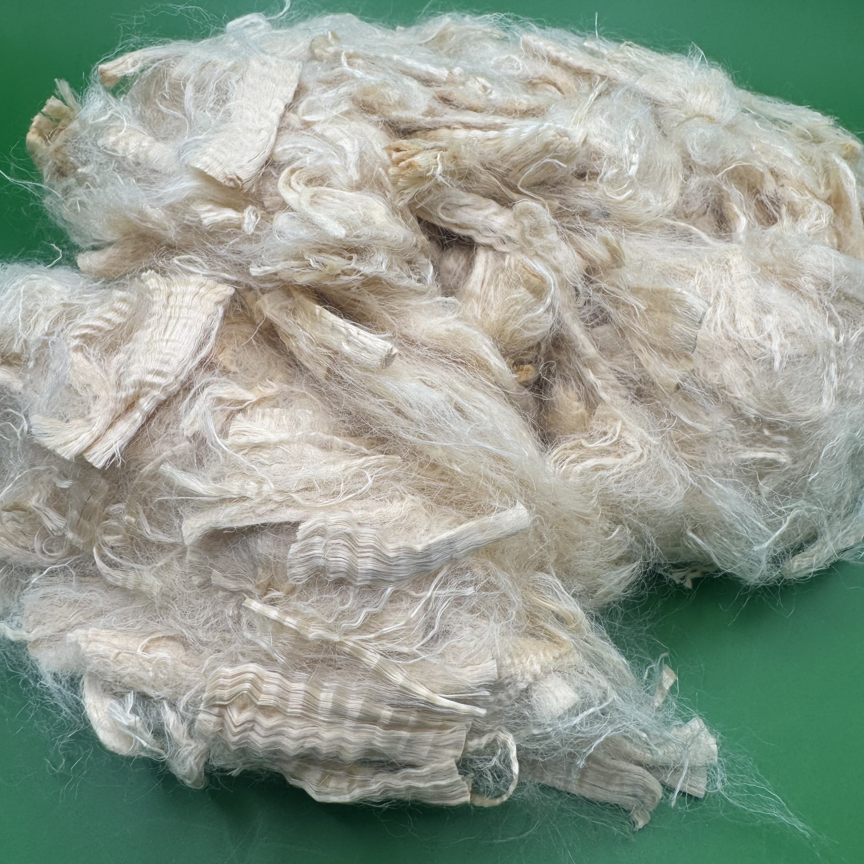 1.5D 25mm Soybean Protein Staple Fiber Light Yellow Color for Spinning Blended Yarn Textile Production Custom Size