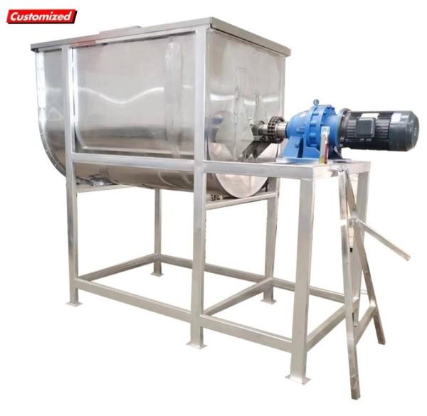 Máquina de trituração horizontal de alimentos para animais Misturadora de pó comercial de produtos químicos transformados