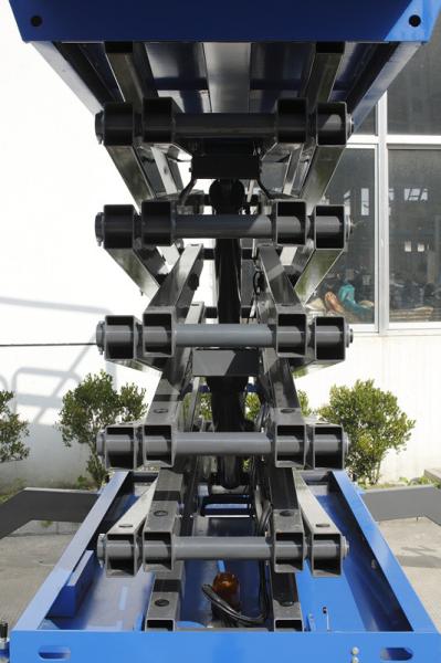 12M Mobile Scissor Lift With Pulling Device