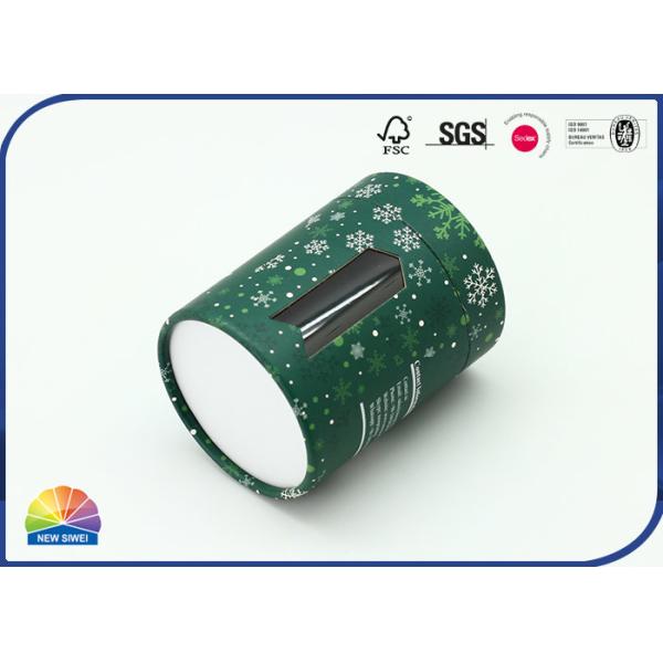 Плашка отрезала полиэтиленовую пленку трубки окна бумажную упаковывая видимую внутрь