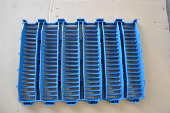 Multi Colors Pig Plastic Flooring Propene Polymer Material Solid Construction