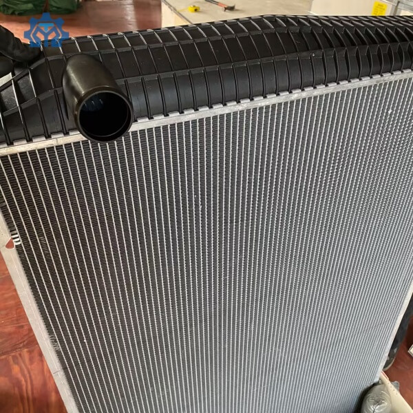 TMY EC950 Water Tank Radiator For Vov Crawler Excavator Cooling 15147619