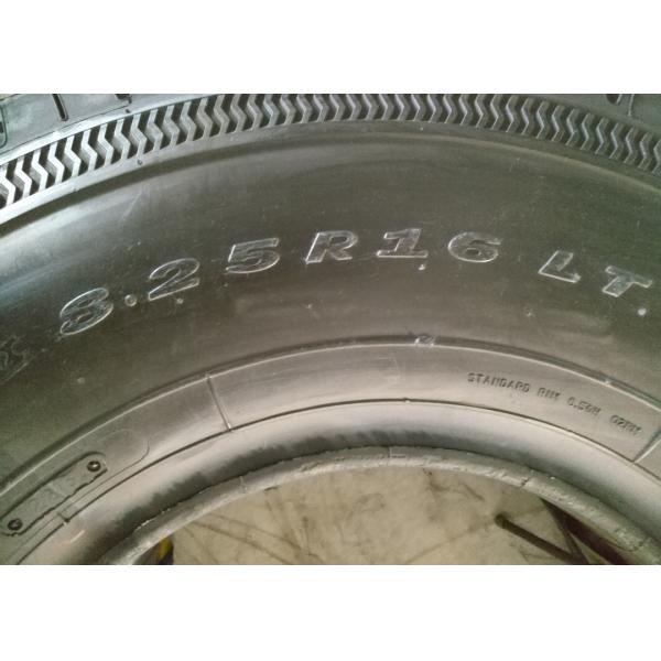 All Axle Wheel Heavy Duty Truck Tires , Lite Truck Tires 8.25R16LT Long Service Life
