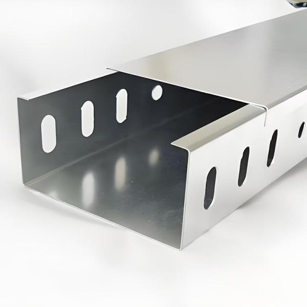 Suspended Rectangular Sheet Metal Cable Tray For Indoor And Outdoor Installation Residential Cable Tray