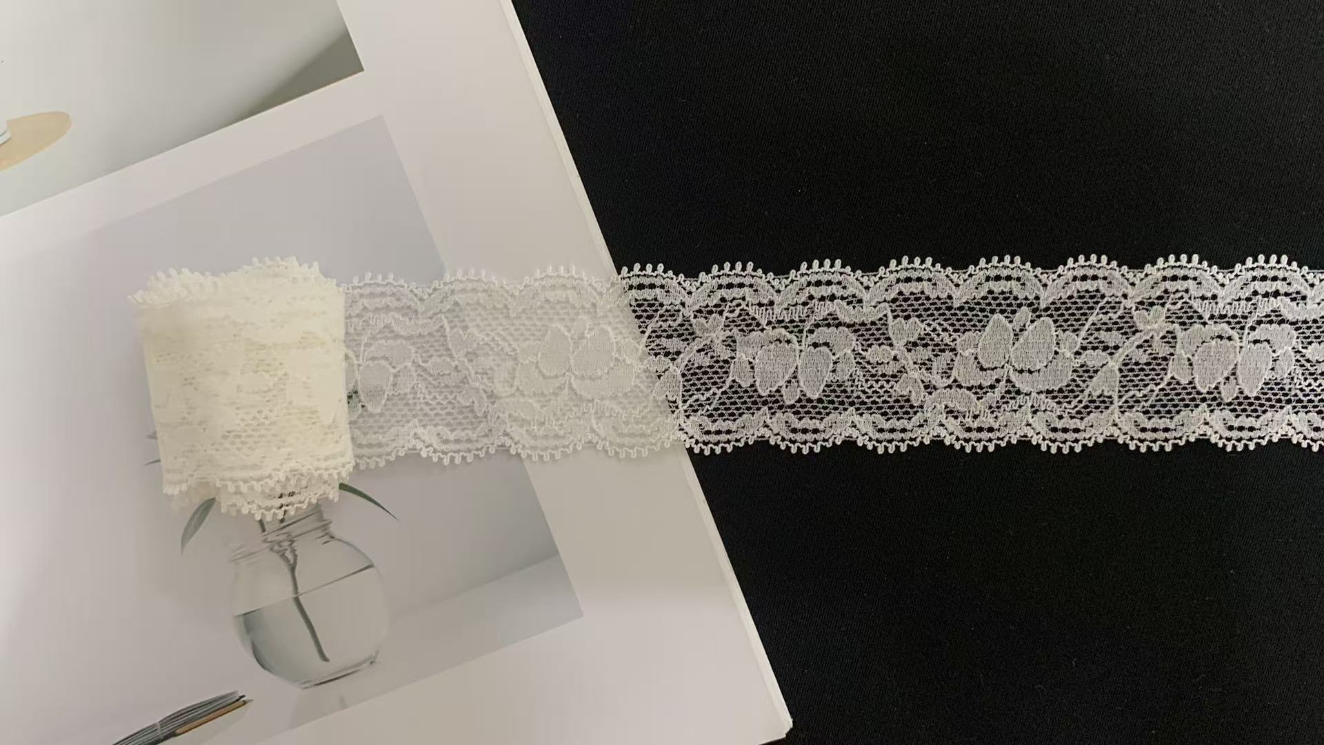 3.9cm Hollow-out Lace Trim with Diamond Pattern and Scalloped Border for Wedding Dresses and Kids Clothing Decoration