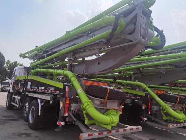 2025 3 Axles 8 wheels Concrete Boom Pump Truck Zoomlion 43m with FAW Chassis