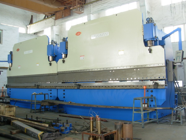 Steel Street Light Pole Production Line Automatic Round 12M Length