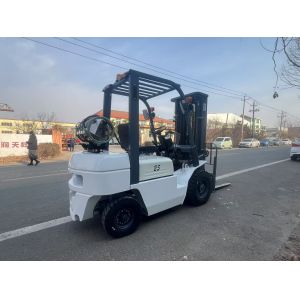 LPG Powered Forklift Truck 3.0 Ton CPCD30 with 4.5m Mast for Factory Use