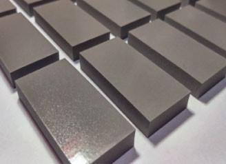 Pades térmicos de silicone flexíveis Conductividade térmica personalizada