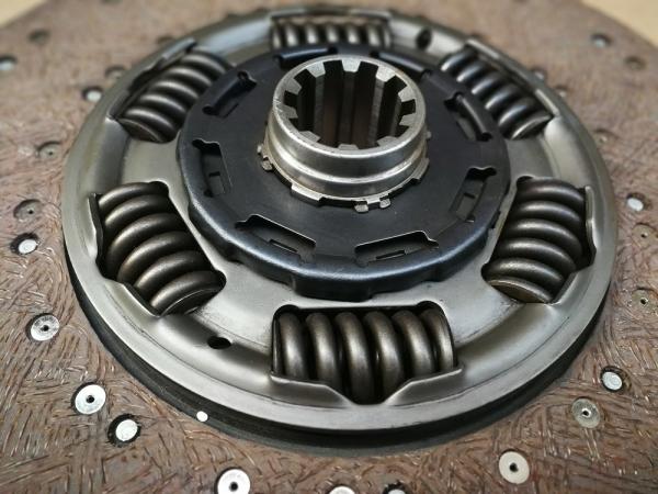 1861760034CLUTCH DISC