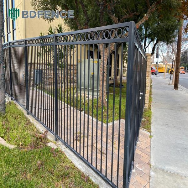 Safety First Tubular Steel Fence Child-Proof