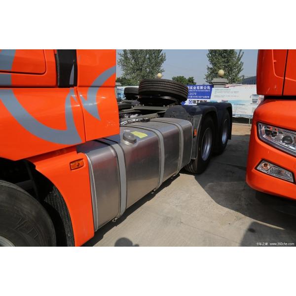 дизельное евро 2 Sinotruck Sitrak C7H тележки трактора 450hp