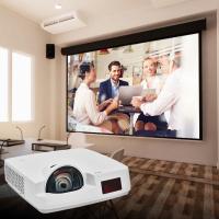 Projecteur laser 3LCD à courte portée avec XGA pour les salles de classe
