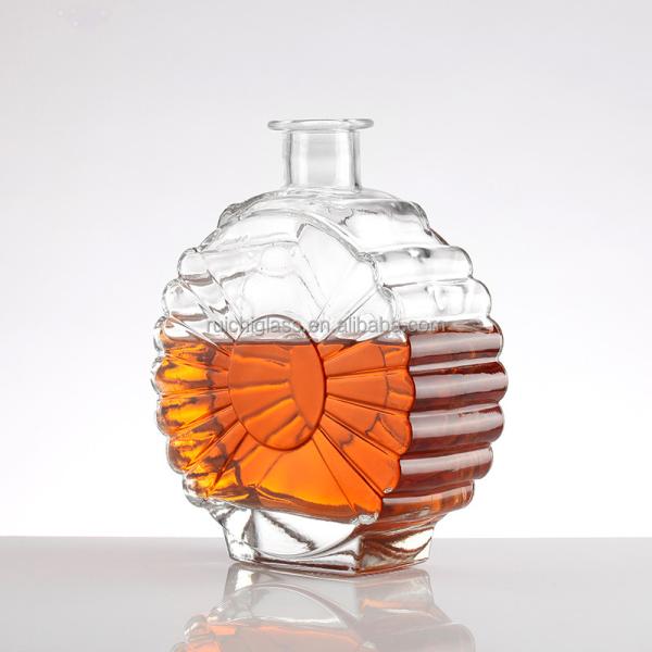 Customized Custom Make Most Popular Style 500ml 750ml brandy glass bottles with cap