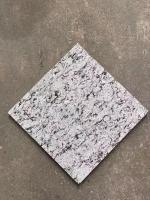 O granito personalizado de Grey Granite Floor Tiles que pavimenta telha a resistência de abrasão