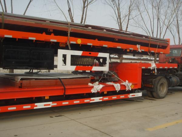 Hauler Truck Low Platform Semi Trailer , 3 Axle truck Trailer Low Bed For Road Transportation
