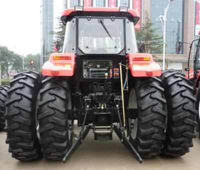 Trator de exploração agrícola da agricultura de YTO X1804 2200r/Min 180hp com a roda 4