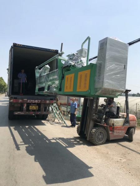 Double wire Full Automatic PLC Chain Link Fence Machine/Diamond Mesh Machine