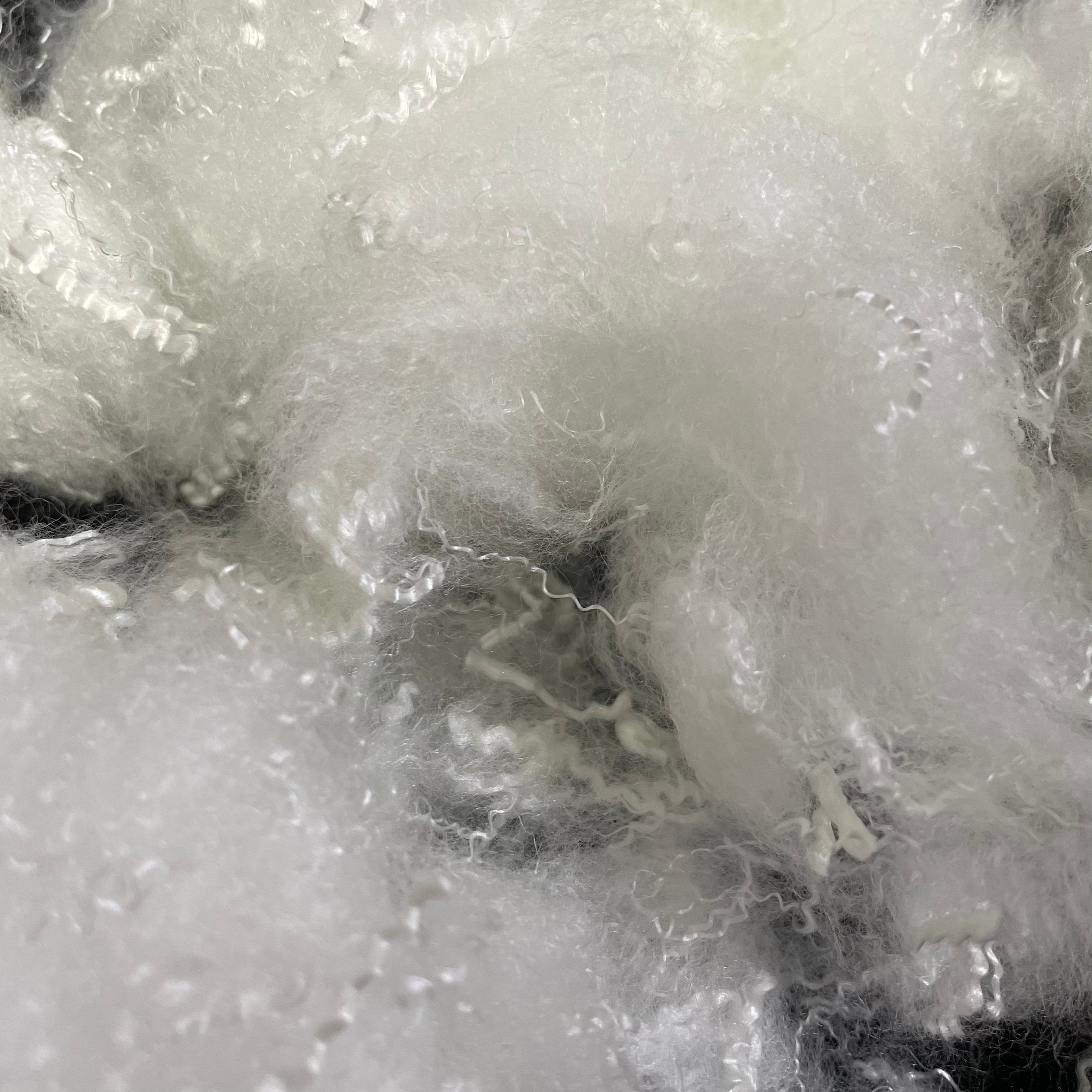 Recycled imitation down fiber，Environmental protection and high utilization rate.Super Soft Imitation Down Fill Fiber for Garment, Bedding & Sleeping Bags