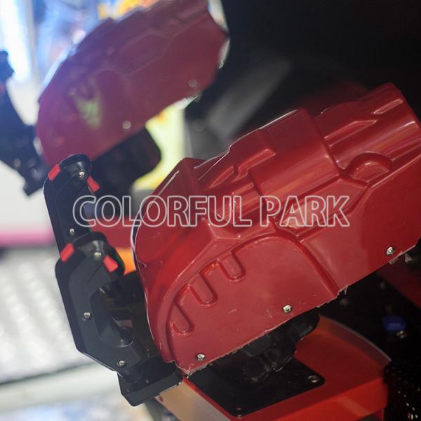 2 pessoas que disparam no dinossauro de Arcade Machines Jurassic Game Console para o adulto interno
