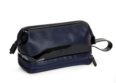 Multil Compartment Mens Leather Travel Bag CE Certificated With Two Separate Zip Pockets