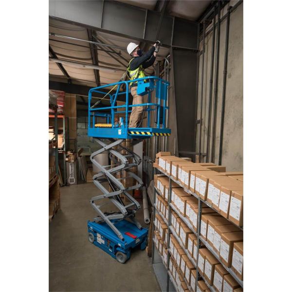 100-550kg Mobile Elevated Work Platform Electric Self Propelled Scissor Lifts