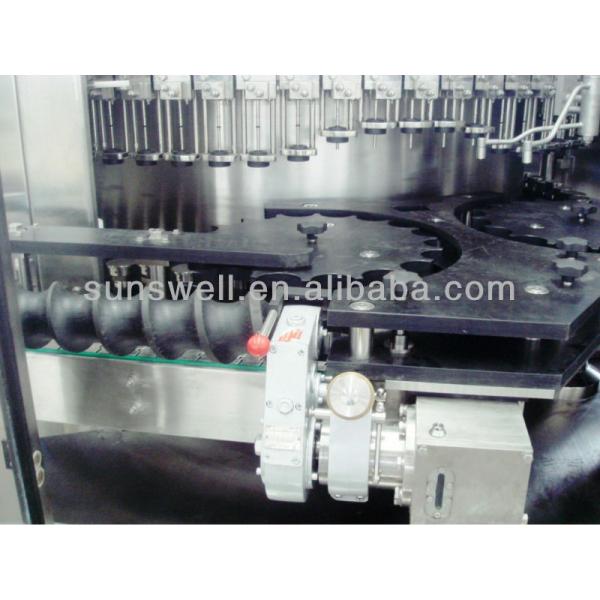 Rotary capper SUS304 Automatic Soda Filling Machine With Touch Screen
