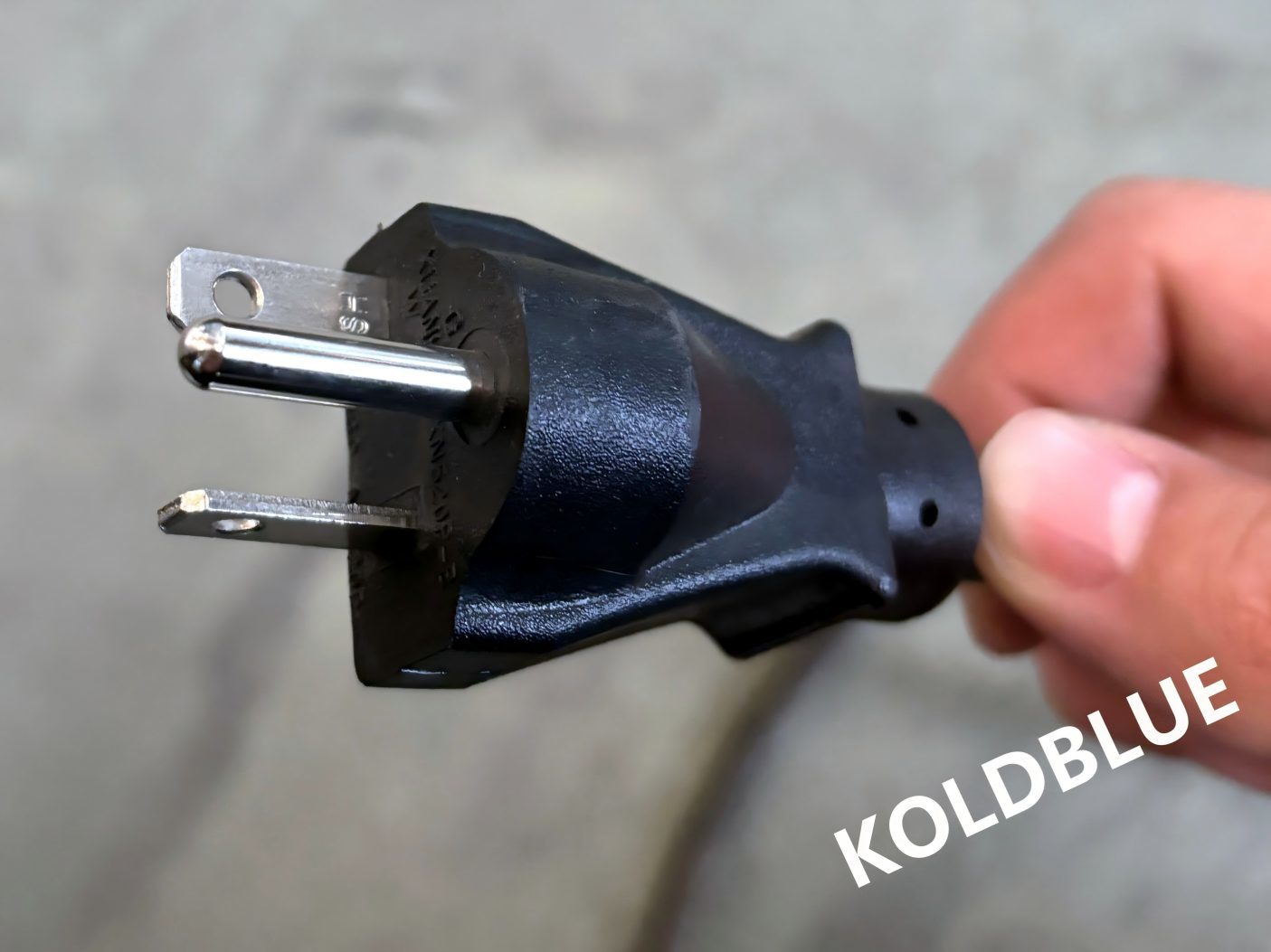 KBGDM Double‑door Upright Glass Door Fridge For Mid‑size Supermarket Fresh Merchandising