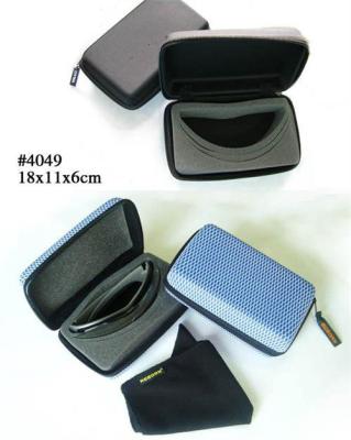 O quadrado da esponja dá forma a óculos de proteção dos óculos de sol do esporte de Eva Eyewear Case One Piece