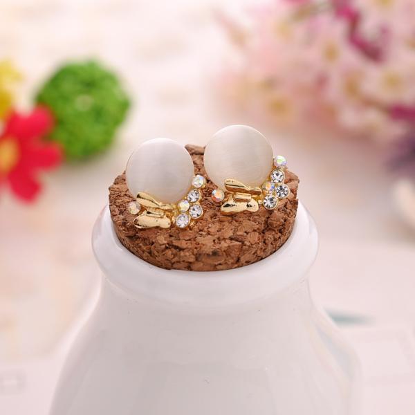 2018 Fashion American style lady party EarringsSilver Many Colors Round shape Pearl Color silver color stainess steel