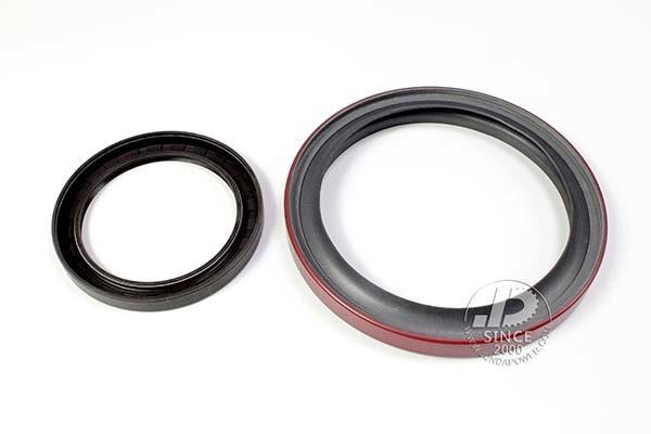 6D125-8 6D102-7 6D114 6D125-N Excavator Engine Parts Crank Oil Seal
