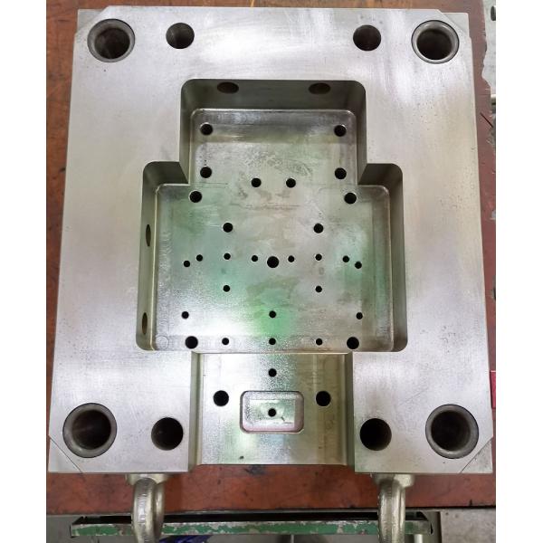 HRC50 Honda Car Belt Cover Interior Trim PP Texture Injection Mold