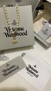 Vivienn* Westwo*d Full-Rhinestone Gold color Saturn Brooch Necklace with