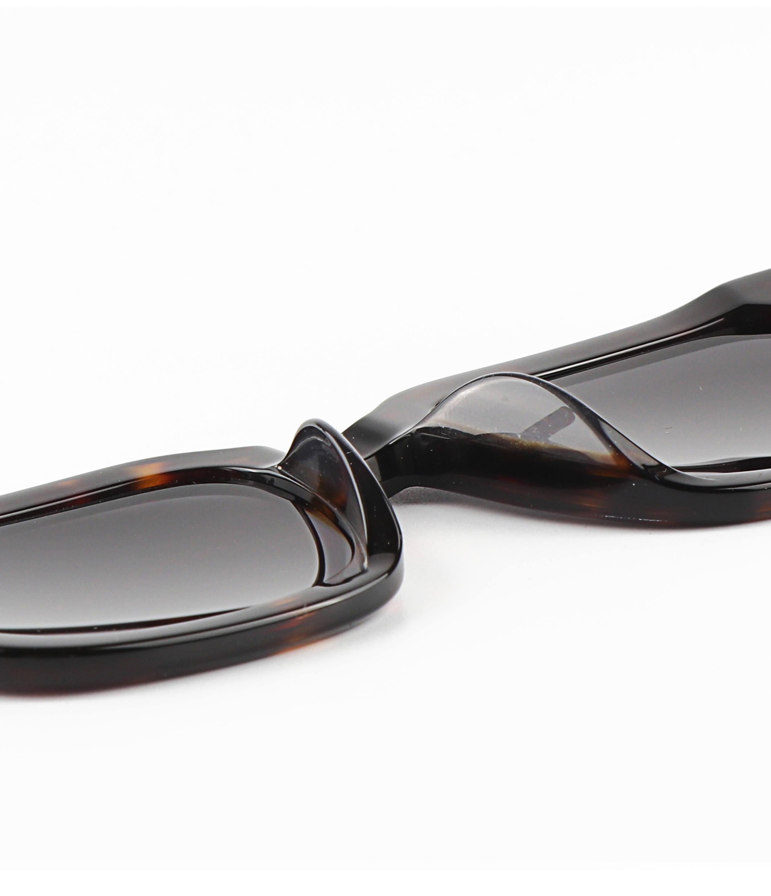 2025 Trending PC Material UV400 High Quality Acetate Vintage Fashion Luxury Brand Light Assorted Sunglasses Unisex Custom logo