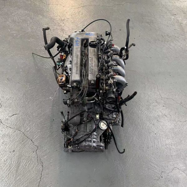 4 Cylinders for the Nissan Sunshine SR20 Premium Gasoline Engine